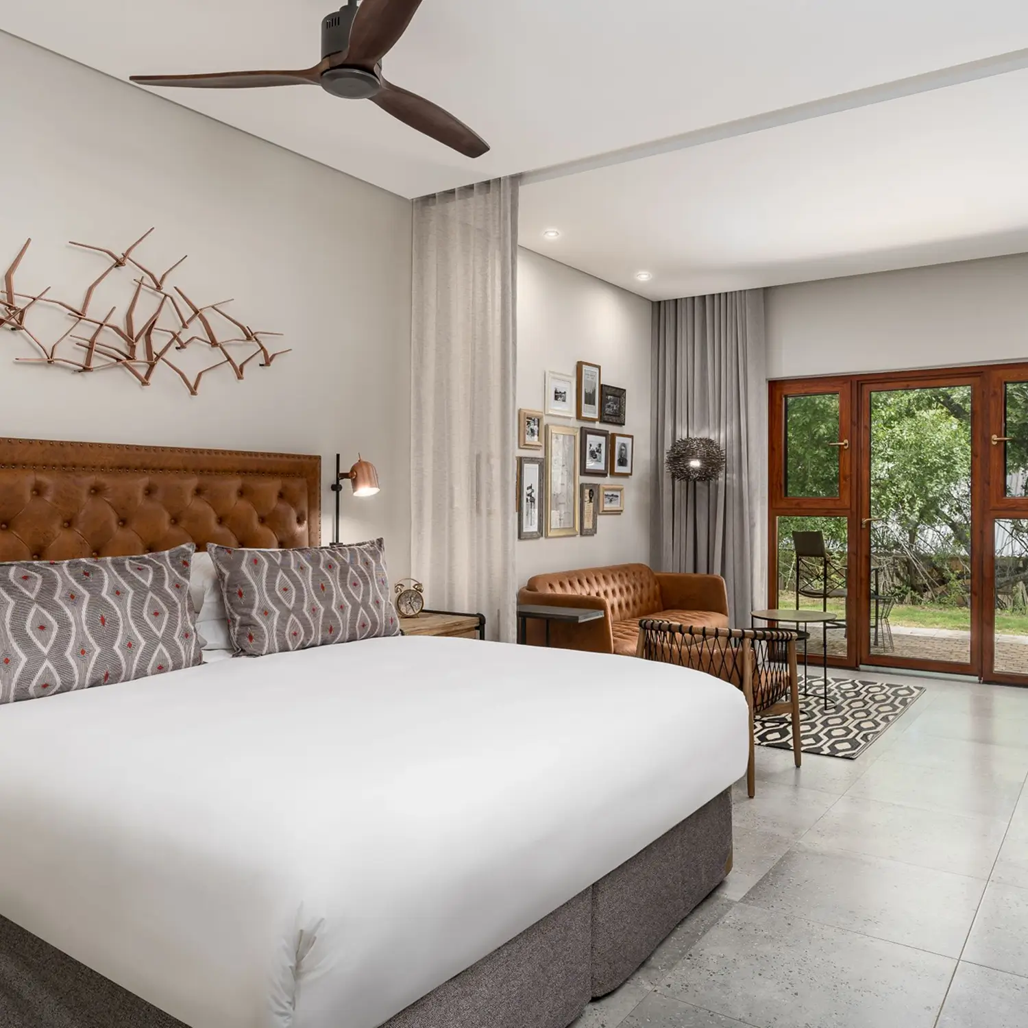 KRUGER GATE HOTEL_KRUGER LUXURY ROOM